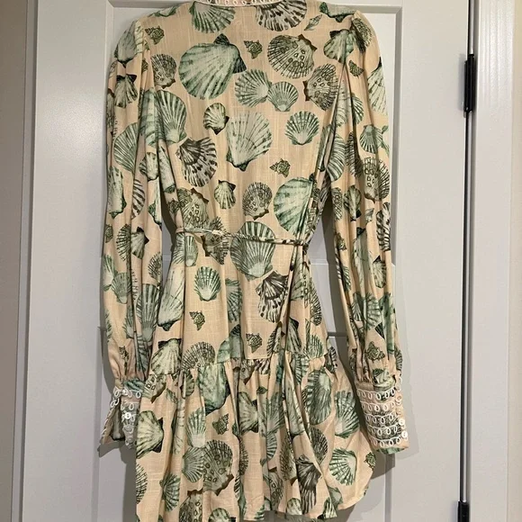 Shell Patterned Button-Up Dress - Picture 2 of 2